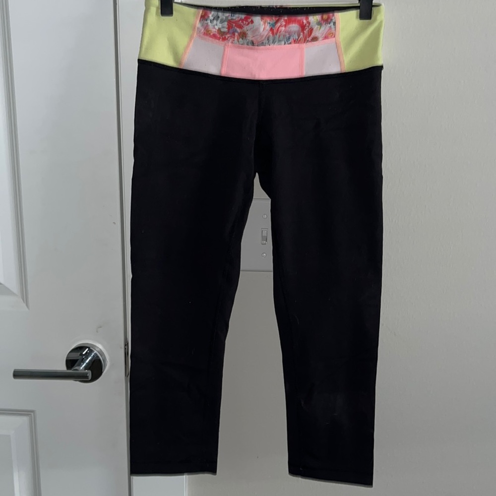 Lululemon black cropped leggings with colorful waistband